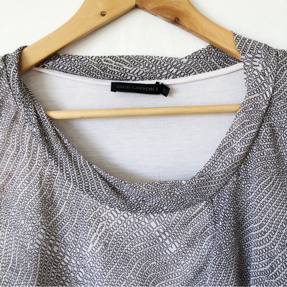 DAVID LAWRENCE Size 10 Beige Grey Abstract Sleeveless Ruffle Chiffon Top Career - Picture 3 of 12